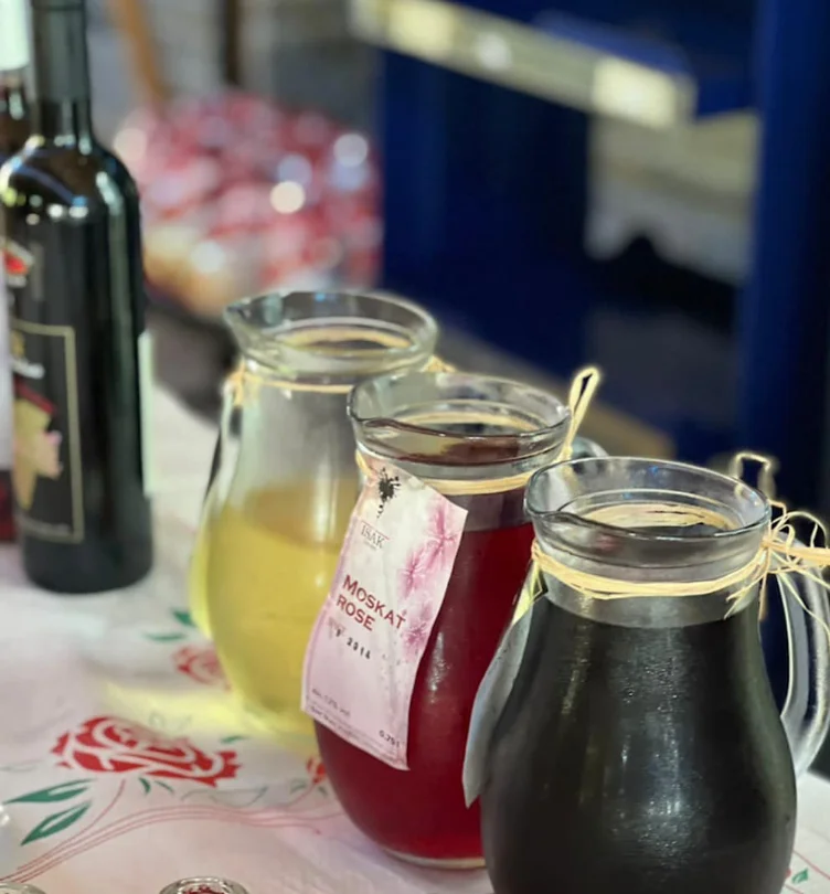 Wine-Raki tasting & Sunset Lecursi Castel tour